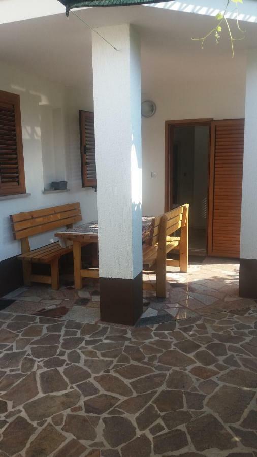 Apartmaji V Izoli Babic, Simonov Zaliv Izola Exteriér fotografie
