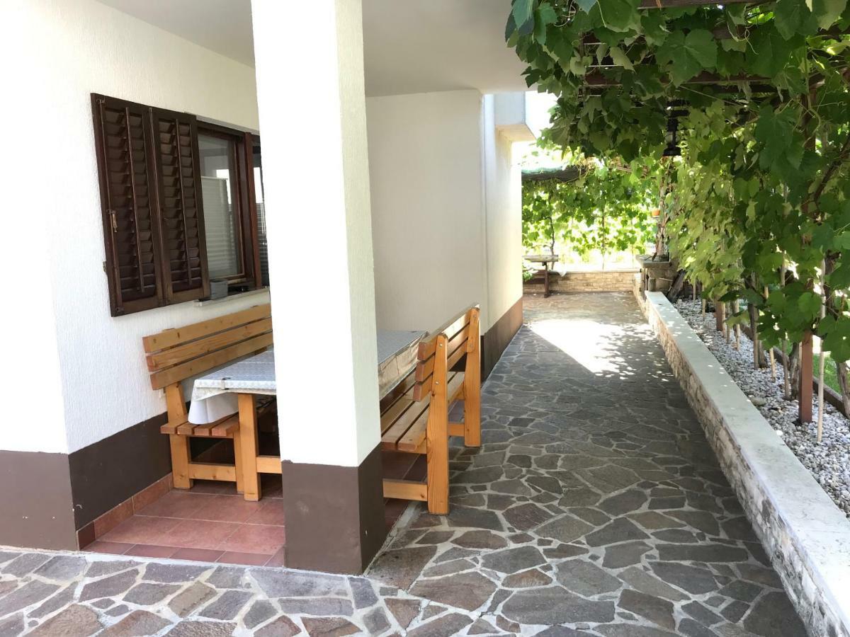 Apartmaji V Izoli Babic, Simonov Zaliv Izola Exteriér fotografie